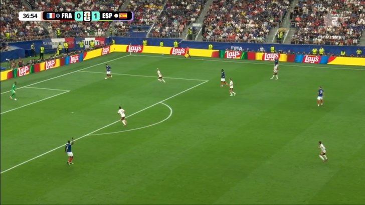 Spain chance against France 38'