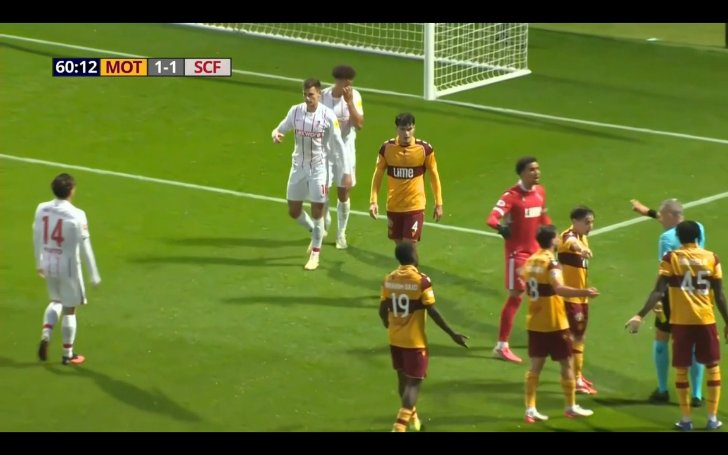 Motherwell 1-2 SC Freiburg - Matthias Ginter (Pen) 65'