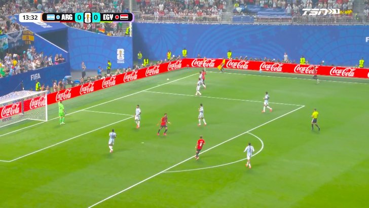 Yasser Ibrahim scores for Egypt in the 15' against Argentina