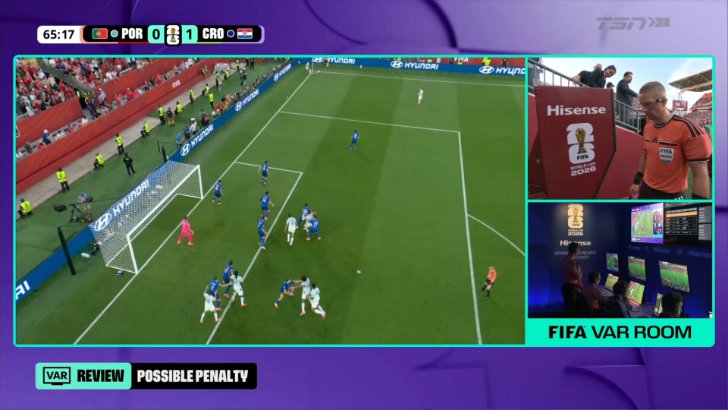 Cristiano Ronaldo scores penalty for Portugal against Croatia in the 68'