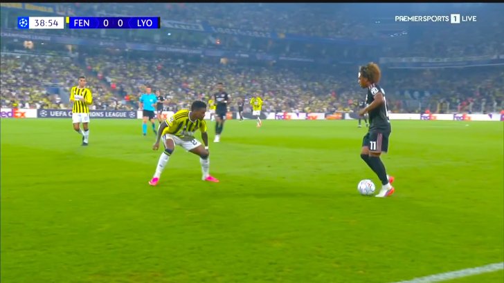 Fenerbahçe 0-1 Olympique Lyonnais - Lois Openda  48'