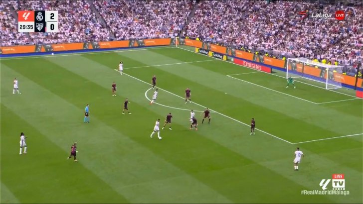 Real Madrid 3-0 Malaga - Kylian Mbappe 30'