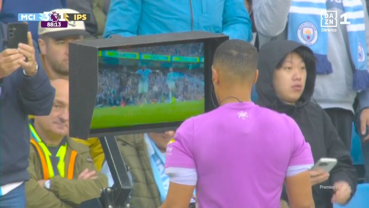 Match clip